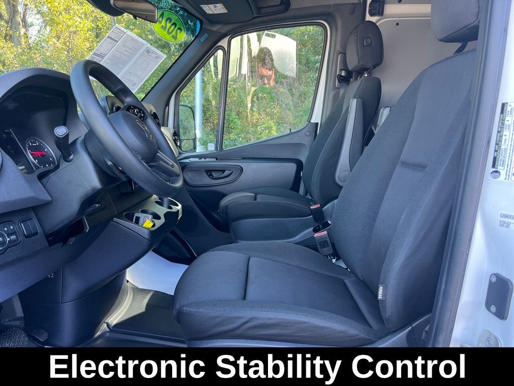 2024 Mercedes-Benz Sprinter Cargo Van Base - Photo 8