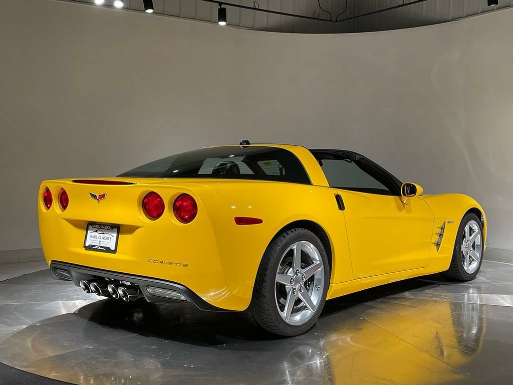Used 2005 Millenium Yellow Chevrolet BASE image 7