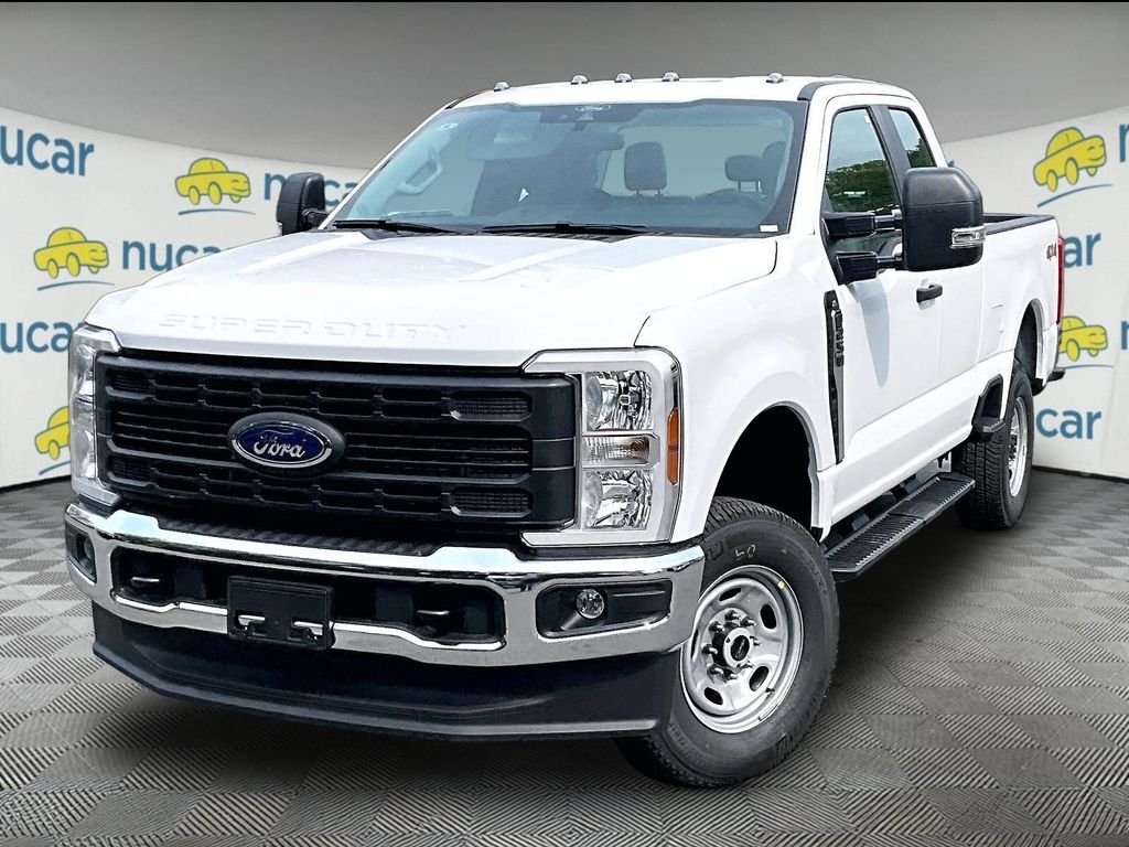 New 2026 Oxford White Ford XL image 2