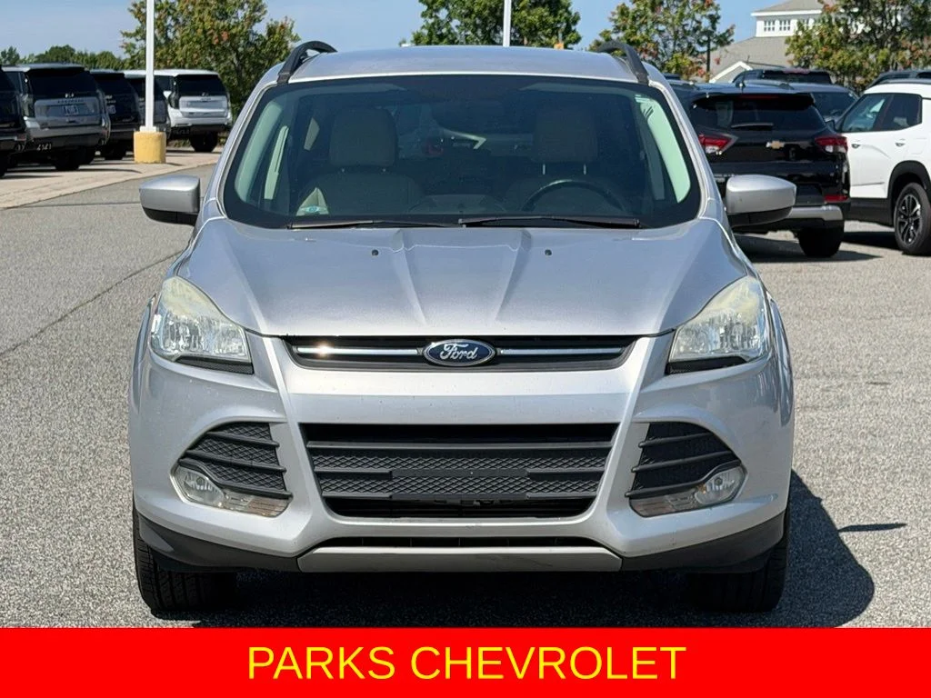 Used 2016 Silver Ford SE image 2