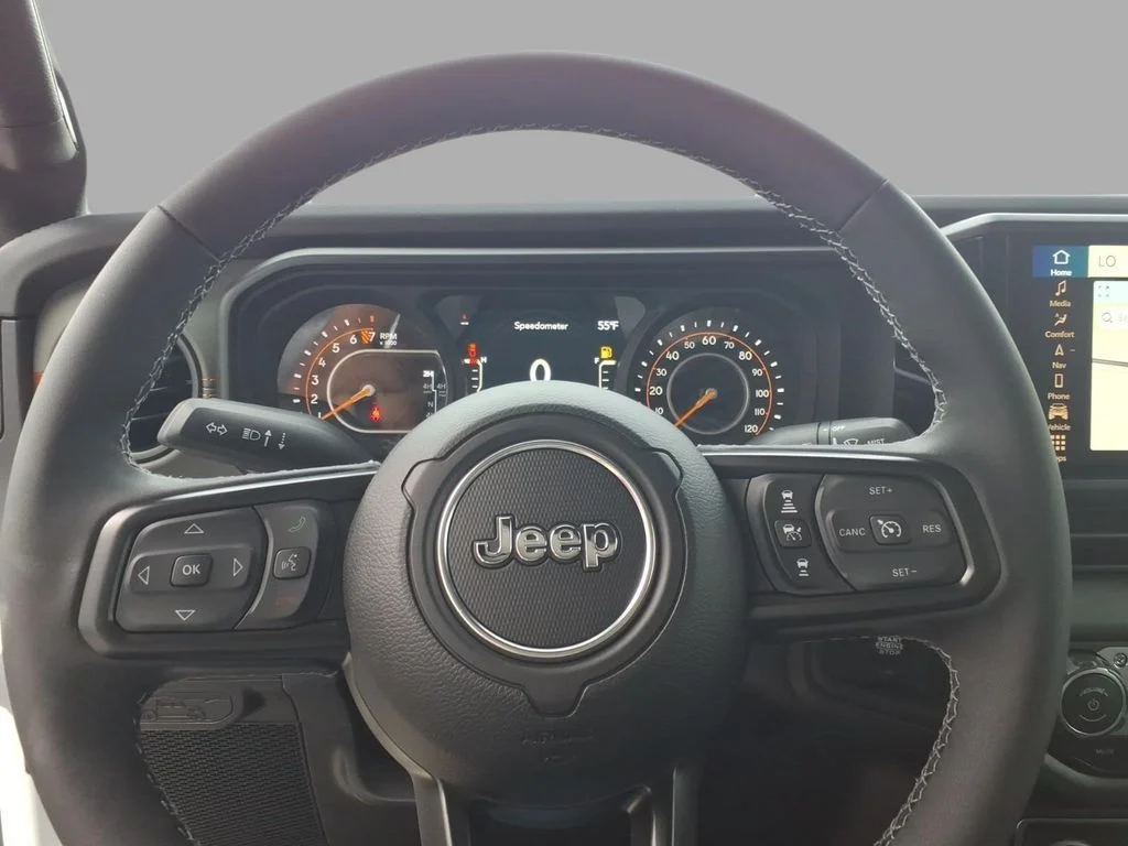 New 2026 Bright White Clear-Coat Exterior Paint Jeep Mojave X image 24