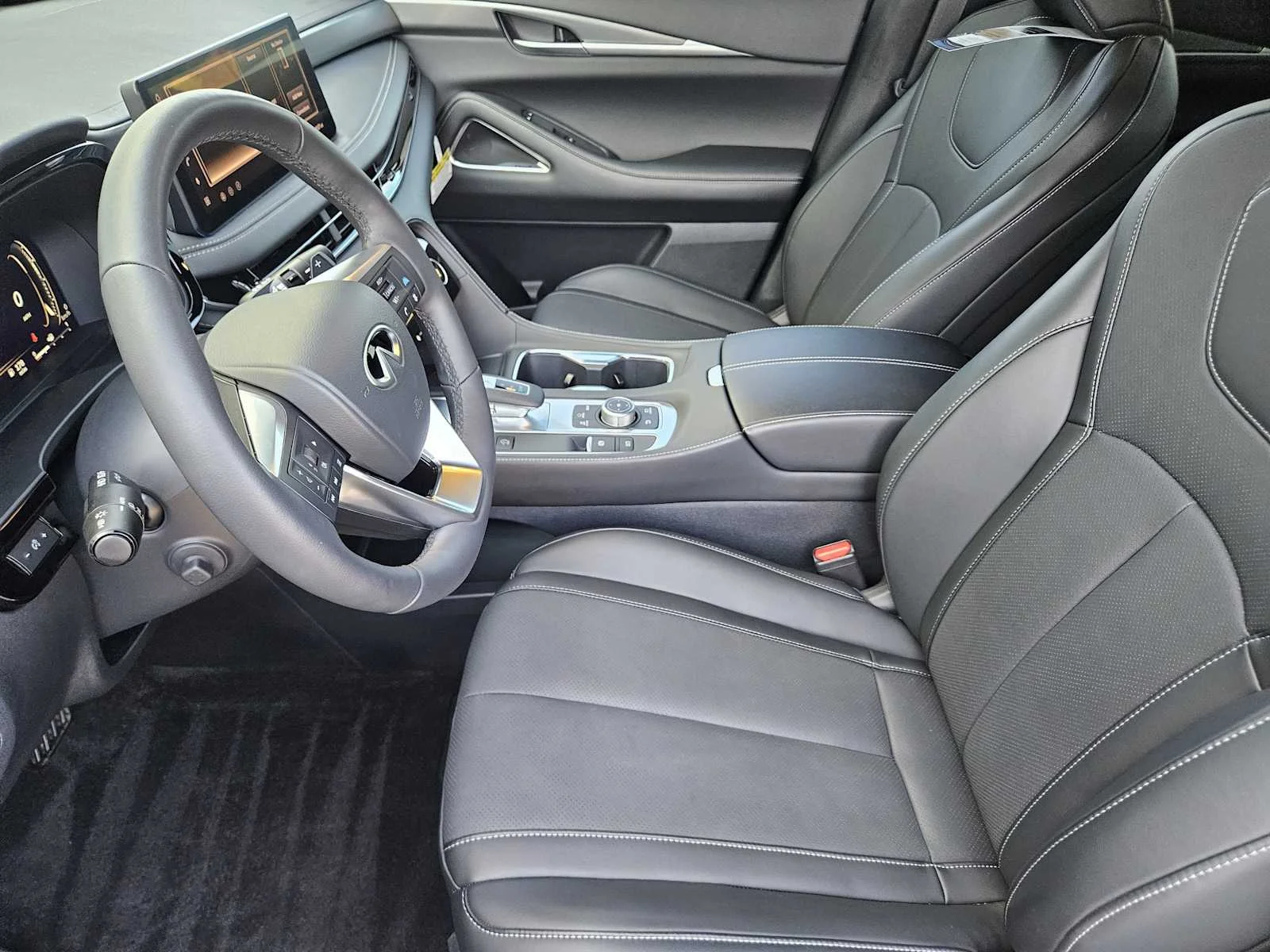 Certified Used 2027 Mineral Black INFINITI SPORT image 11