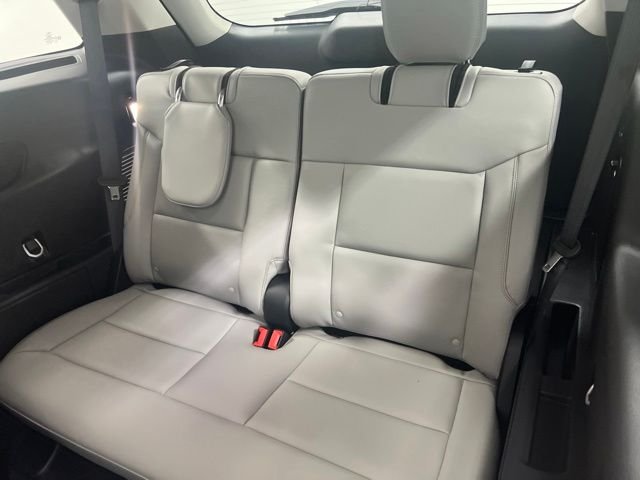 New 2026 Star White Metallic Tri-Coat Ford Active image 13