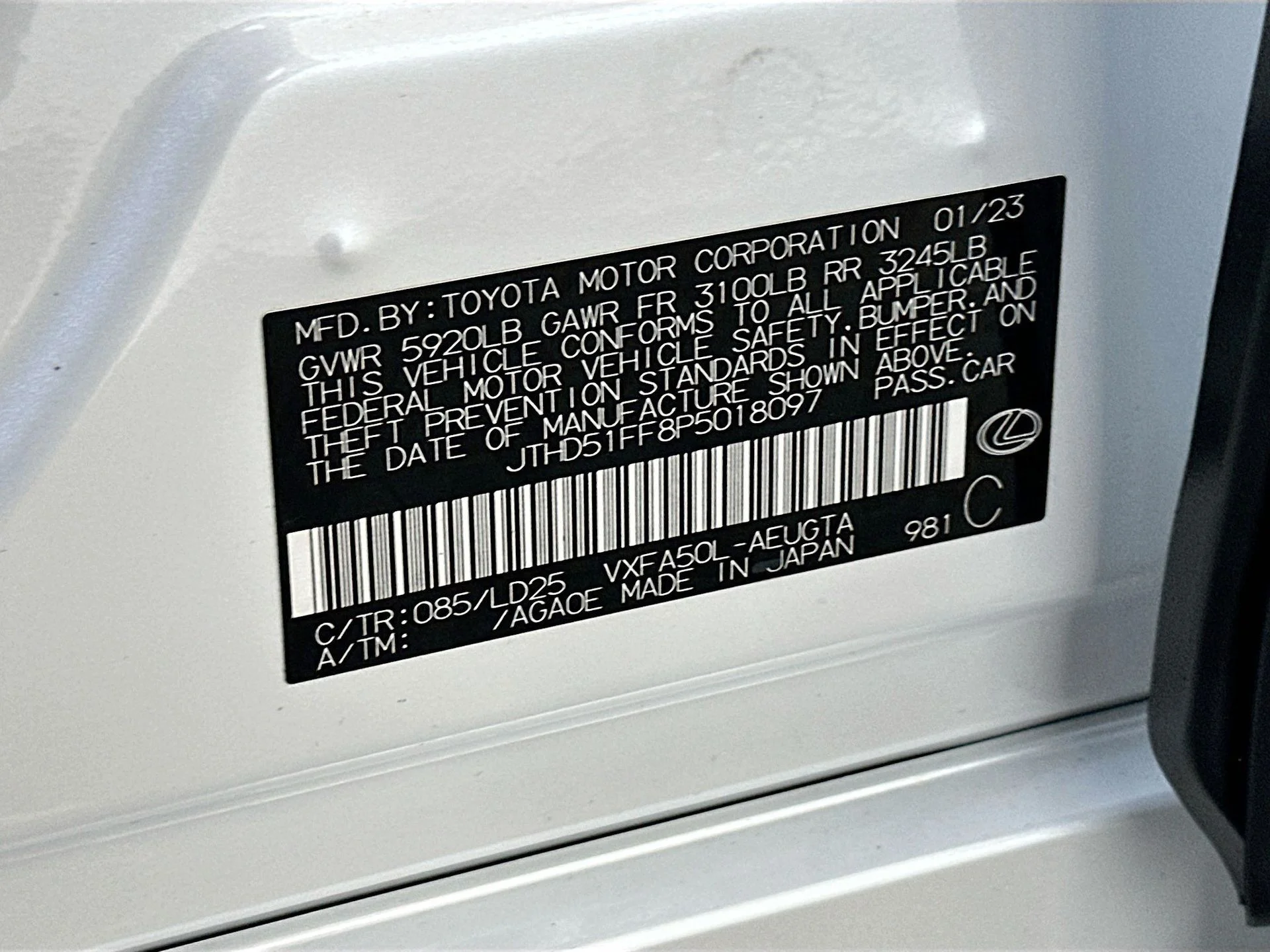 Used 2023 White Lexus 500 Base image 33