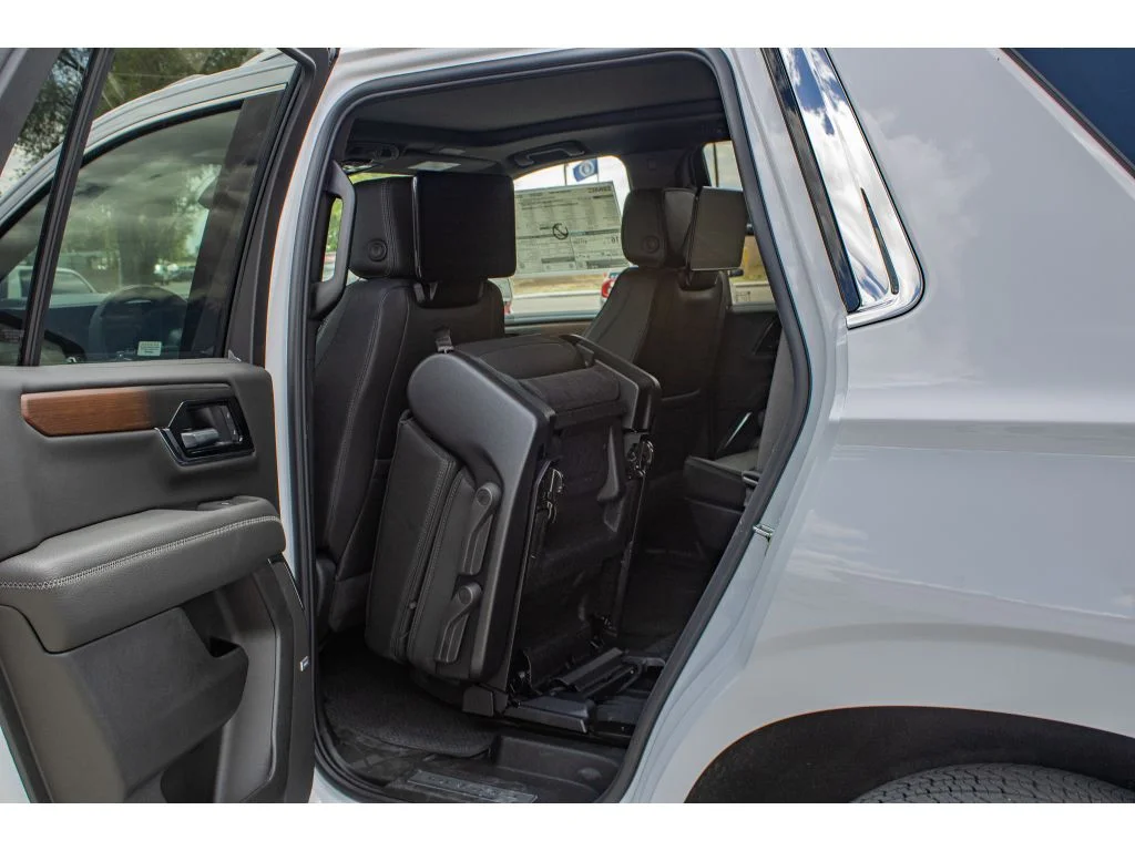 2026 GMC Yukon Denali - Photo 22