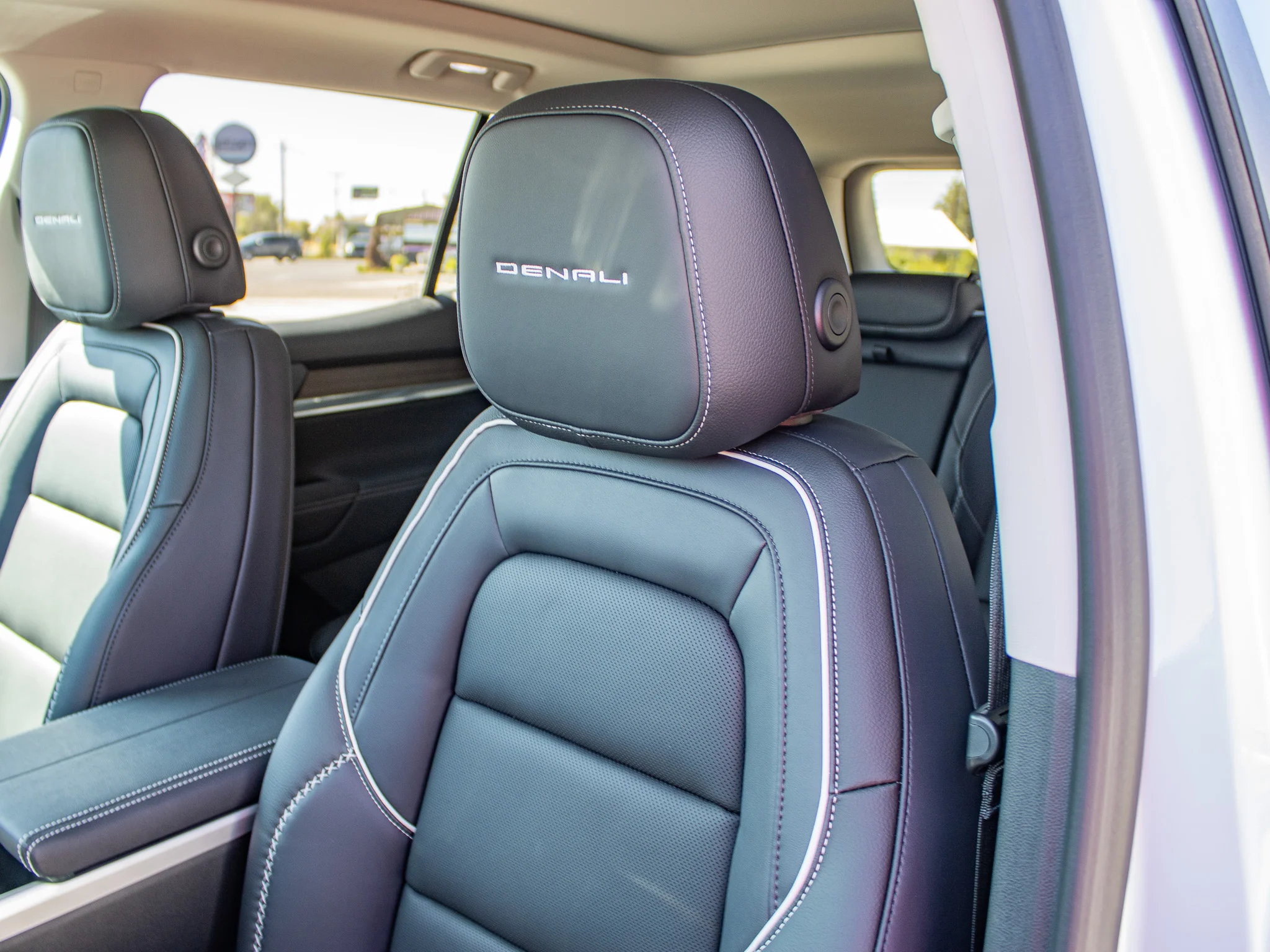 2027 GMC Terrain Denali - Photo 29