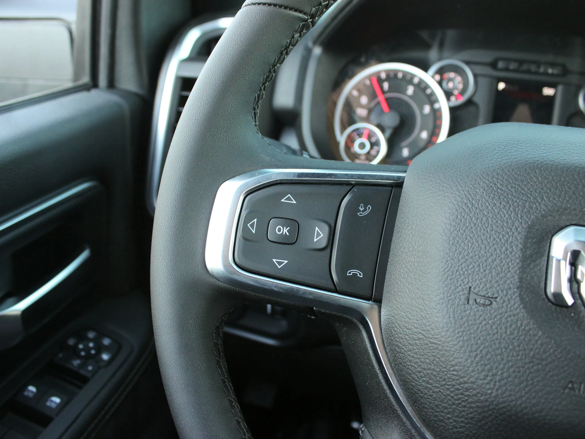 Used 2026 Grey RAM Big Horn* image 18