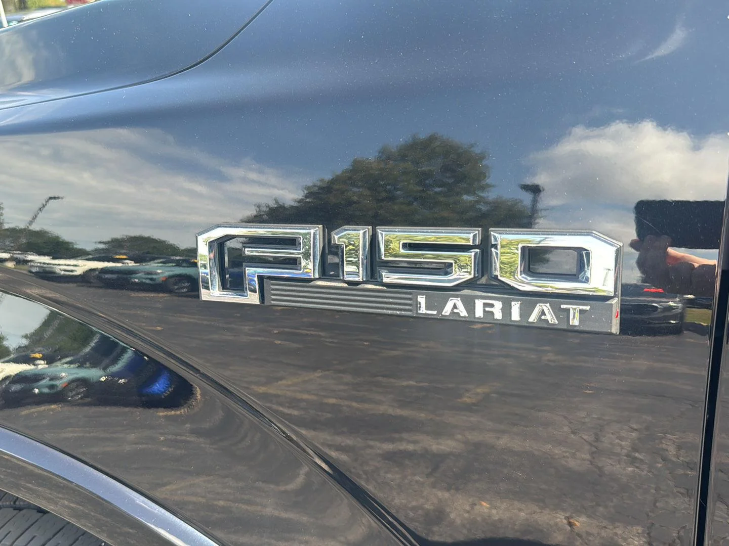 Used 2019 Agate Black Ford LARIAT image 10