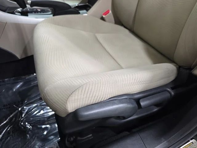 Used 2017  Honda LX image 29