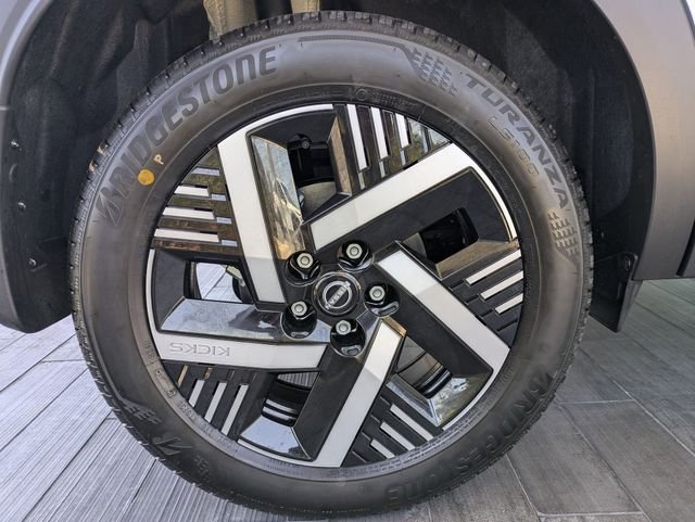 New 2026 Fresh Powder Nissan SV image 27