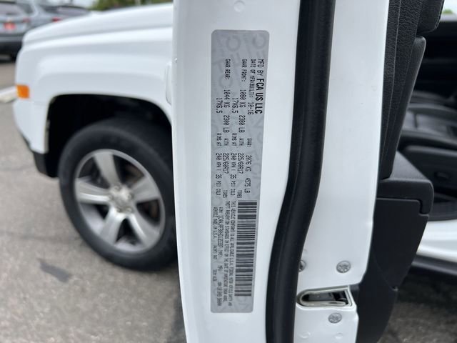Used 2017 White Jeep High Altitude 4x4 image 28