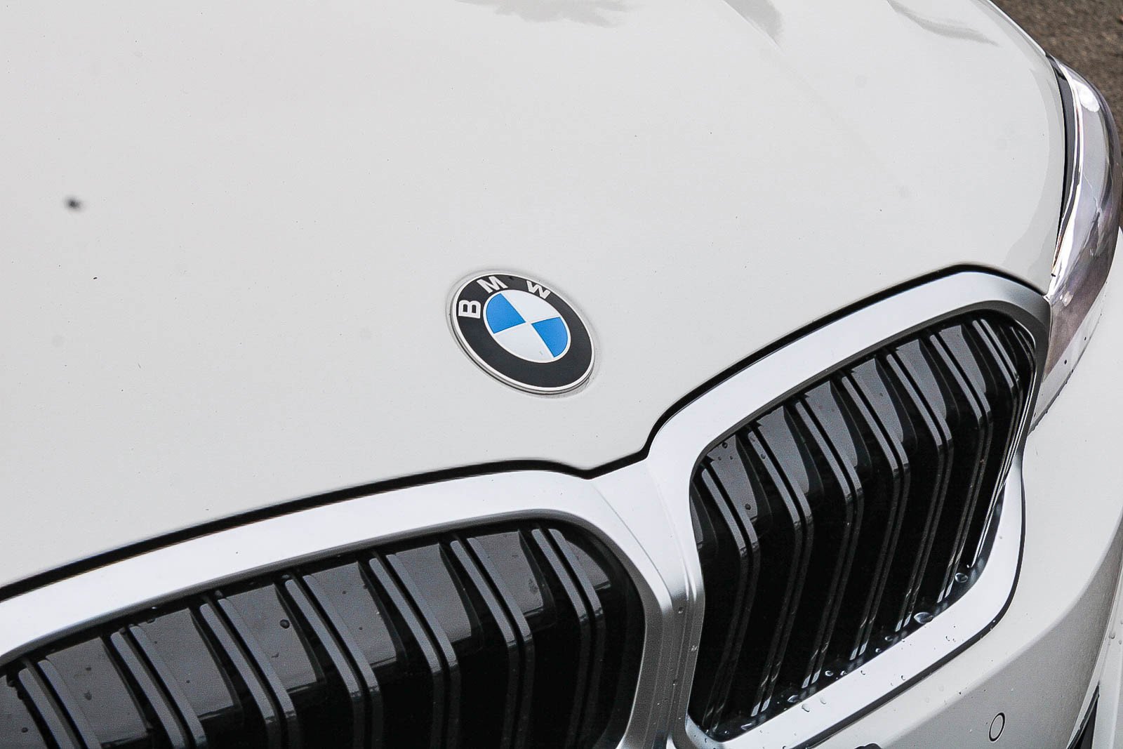 Used 2026 Alpine White BMW 330i image 6