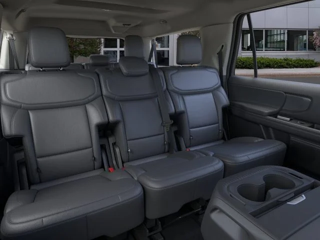 New 2026 Oxford White Ford Active image 11