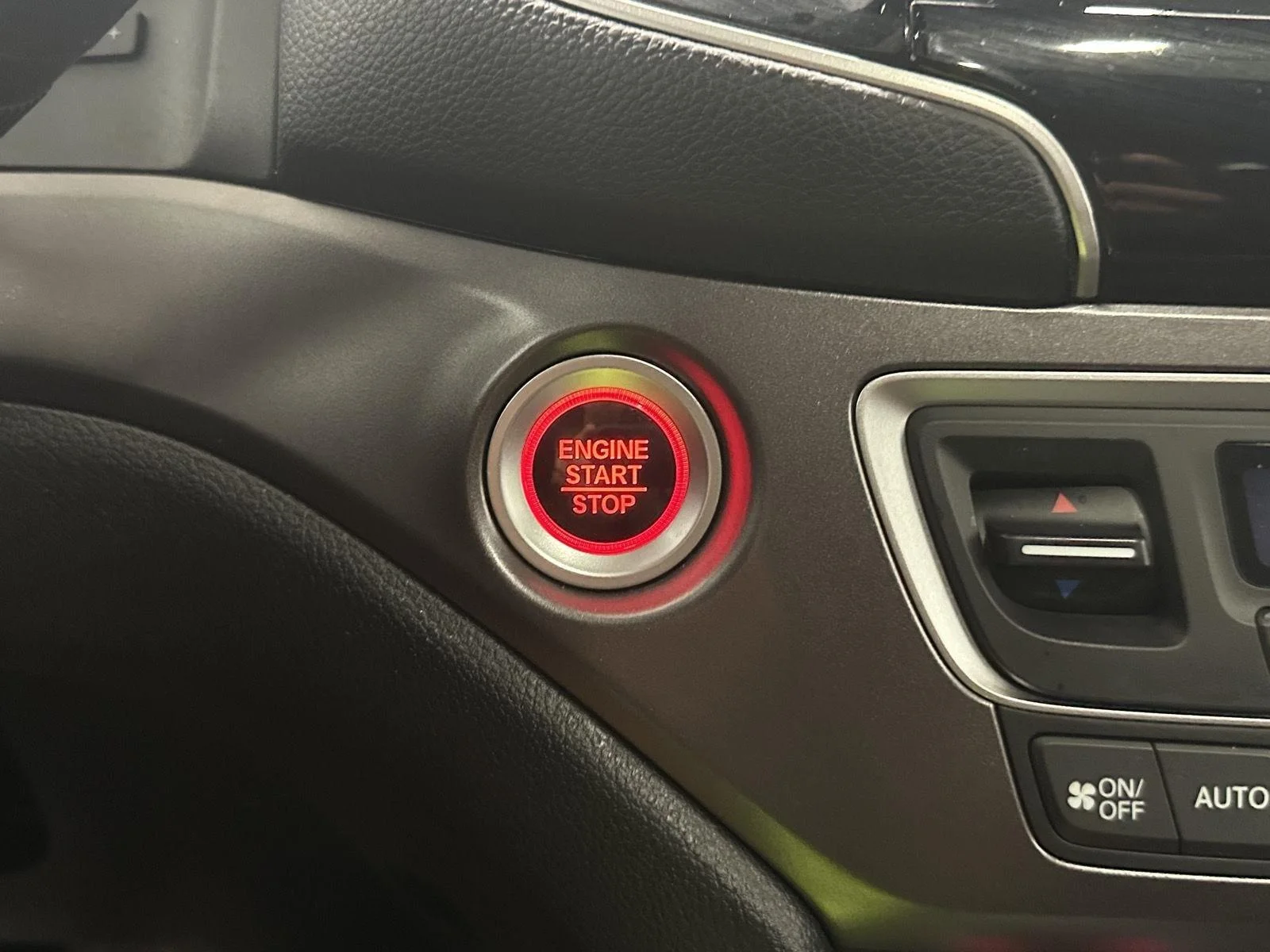 Used 2023 . Honda EX-L image 14