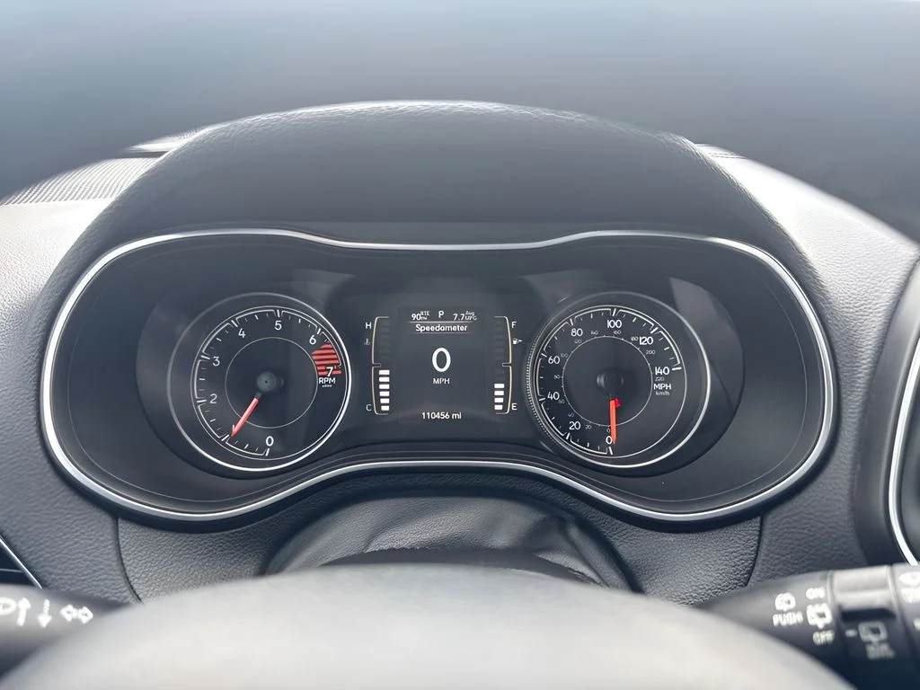 Used 2021 Black Jeep Latitude Plus image 18