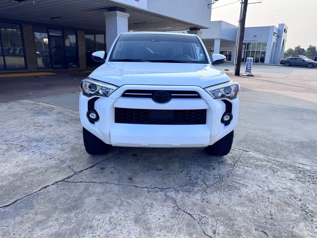Used 2024 White Toyota SR5 Premium image 9