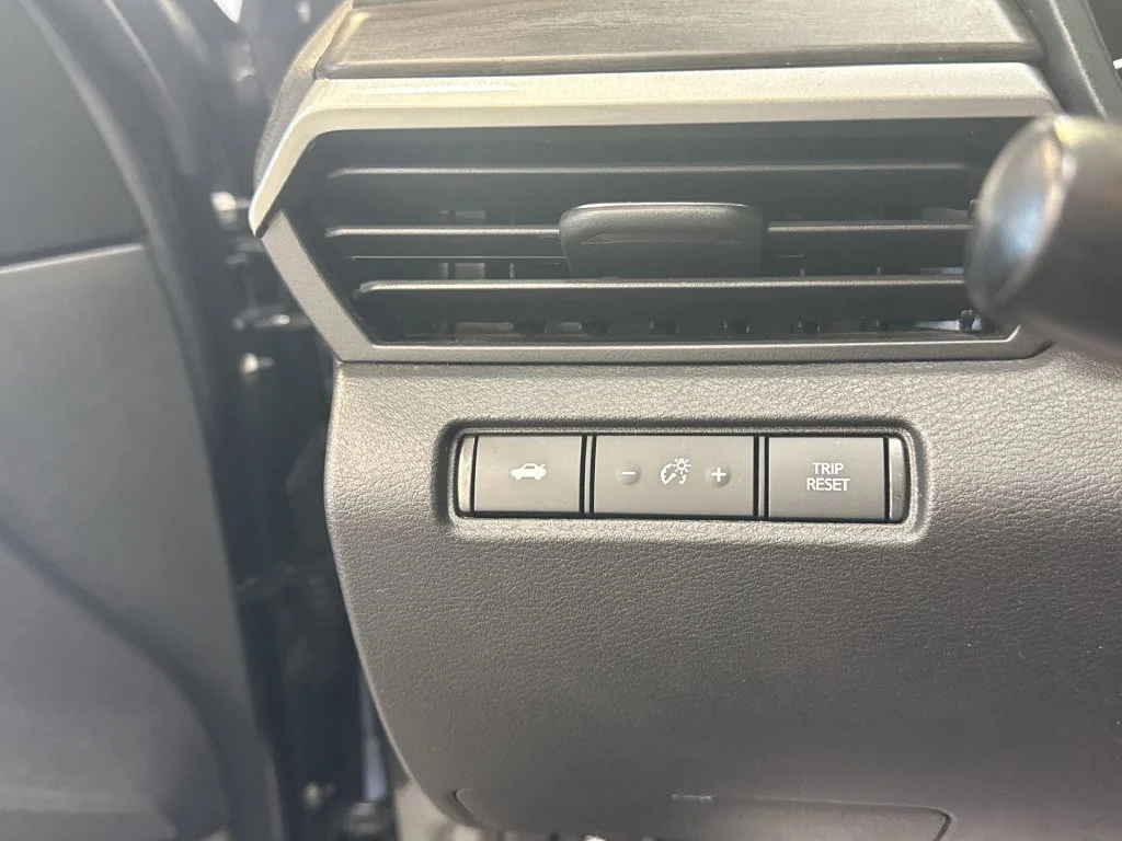 Certified Used 2025 Gun Metallic Nissan SV image 23