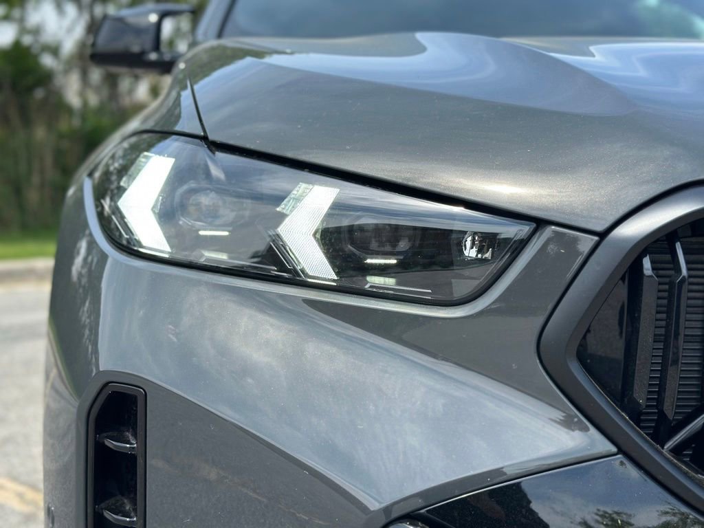 New 2027 Dravit Grey Metallic BMW M60i image 10