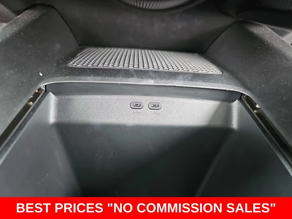 Used 2024 White Chevrolet RS image 26