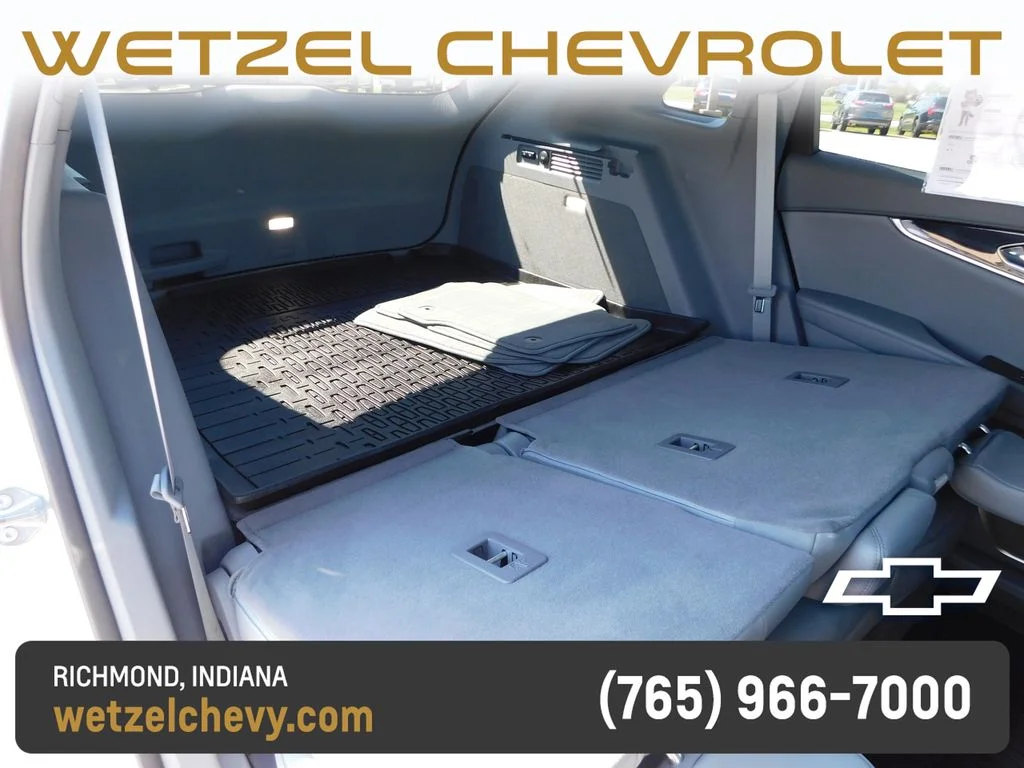 Used 2023 Silver Lincoln Reserve image 28