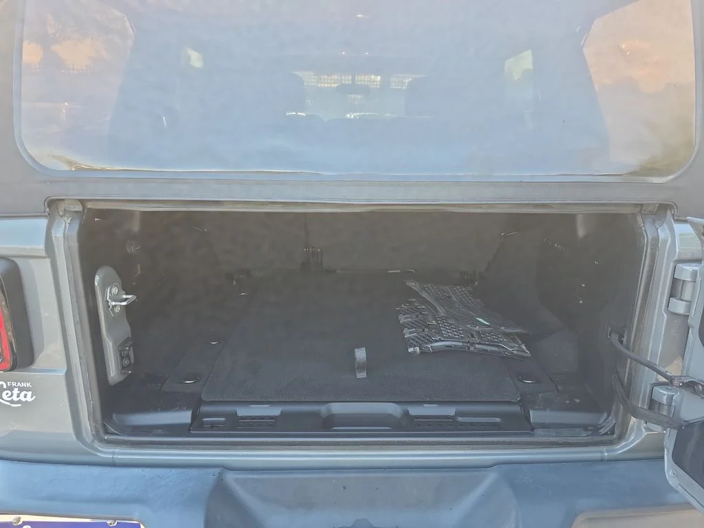 Used 2021 Sting-Gray Clearcoat Jeep Unlimited Sport image 22