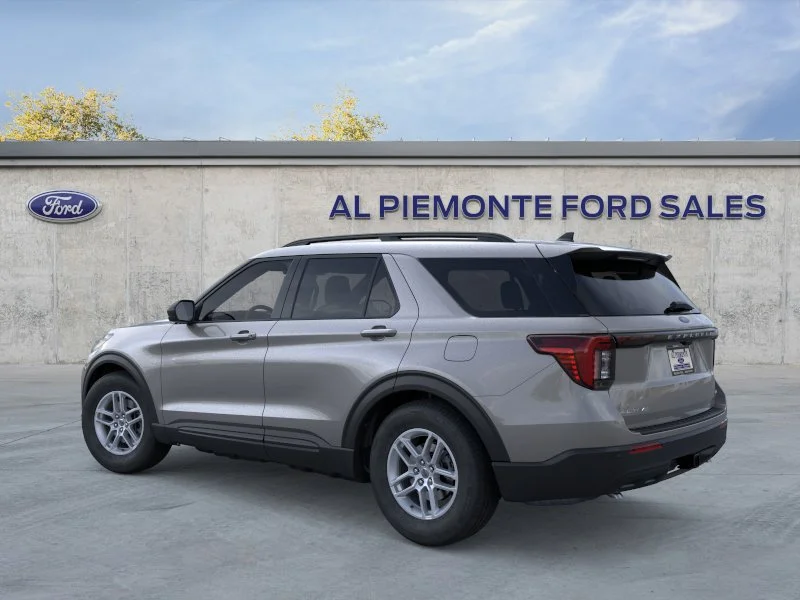 New 2026 Carbonized Gray Metallic Ford Active image 4