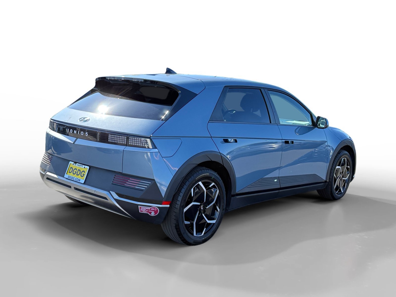 Used 2024 Blue Hyundai SEL image 5