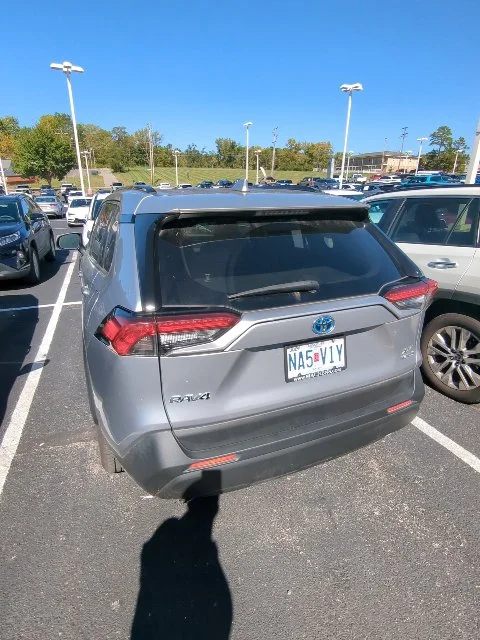 Used 2021 Silver Toyota XLE Premium image 2