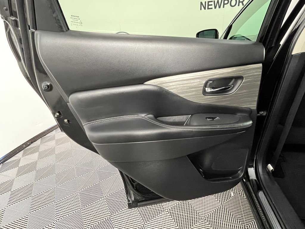 Used 2016 Black Nissan SV image 24