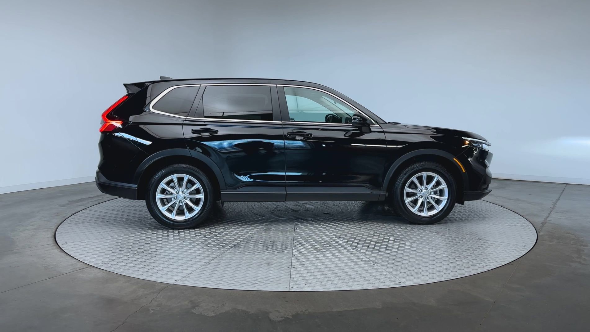 Used 2024 Crystal Black Pearl Honda EX image 9