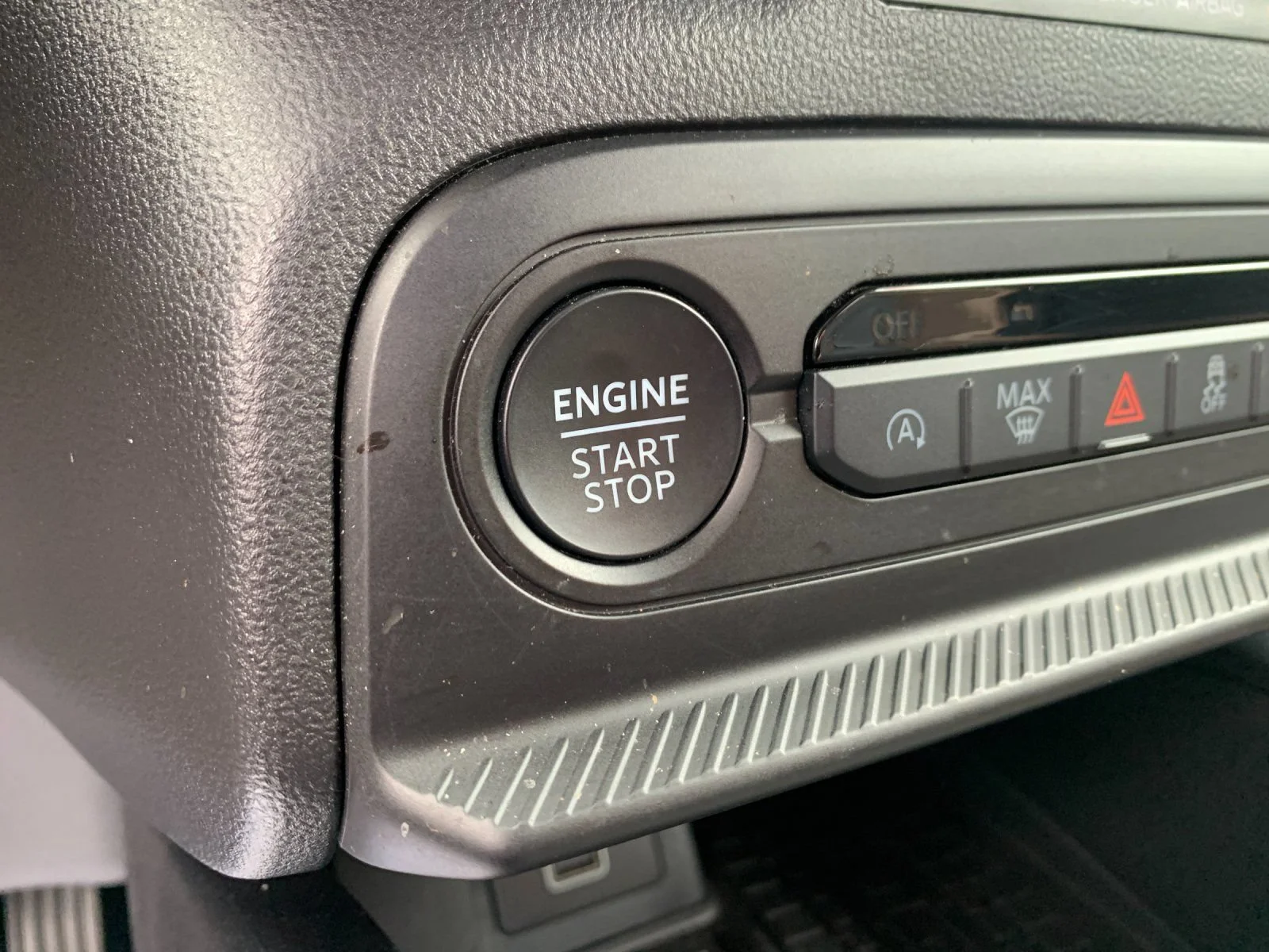 Used 2025 Red Ford Outer Banks image 24