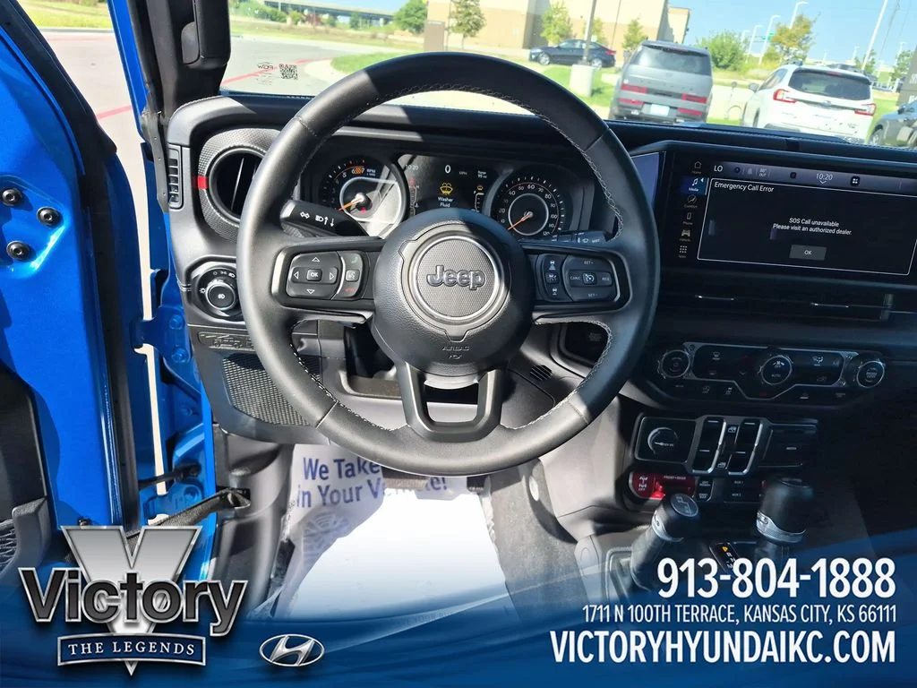 Used 2025 Blue Jeep Rubicon image 13