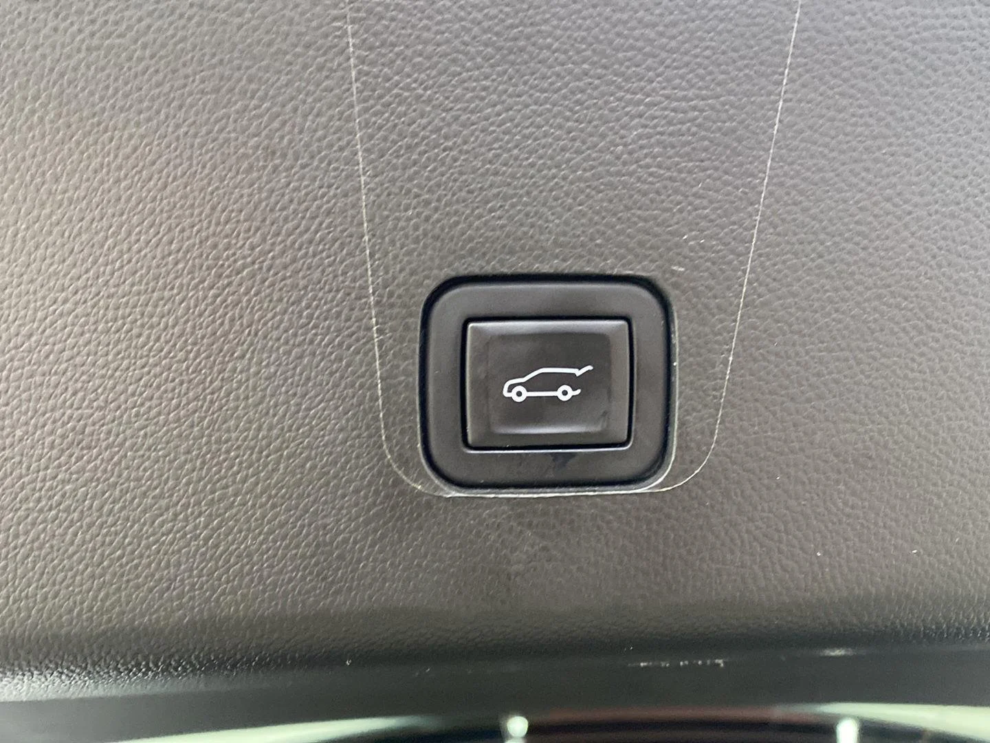 Used 2024 Sterling Gray Metallic Chevrolet LT Cloth image 31