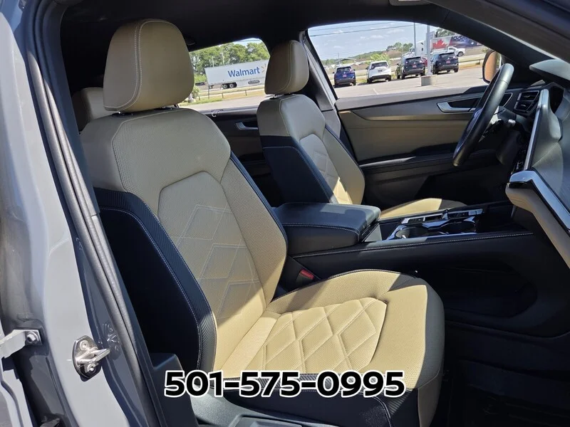 Used 2024 Pure Gray Volkswagen 2.0T SE W/TECHNOLOGY FWD image 20