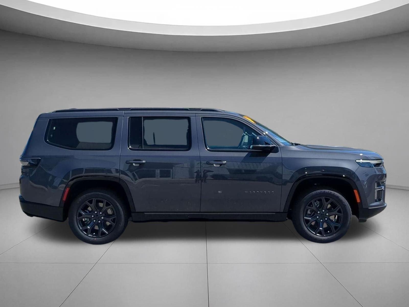 New 2026 Baltic Gray Metallic Clearcoat Jeep Limited Altitude image 6