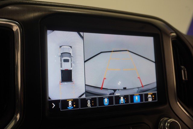 Used 2021 BLACK GMC AT4 image 34