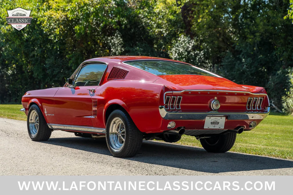 Used 1967 Red Ford GT image 5