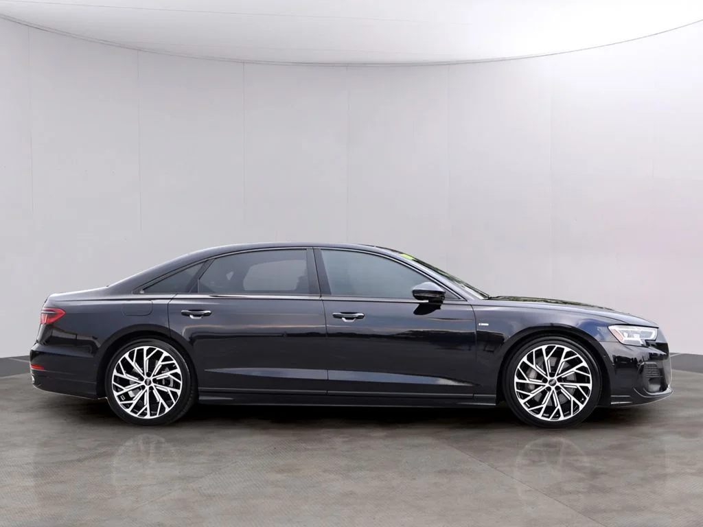 Used 2024 Sebring Black Crystal Effect Audi L 55 image 4