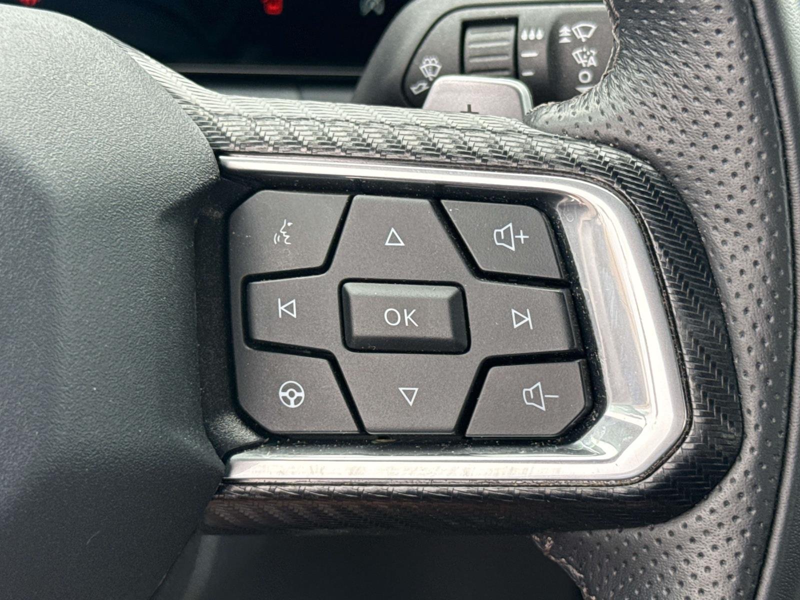 Used 2025 White Ford GT Premium image 21