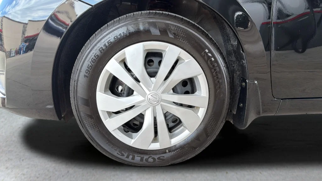 Certified Used 2025 Super Black Nissan 1.6 S image 24