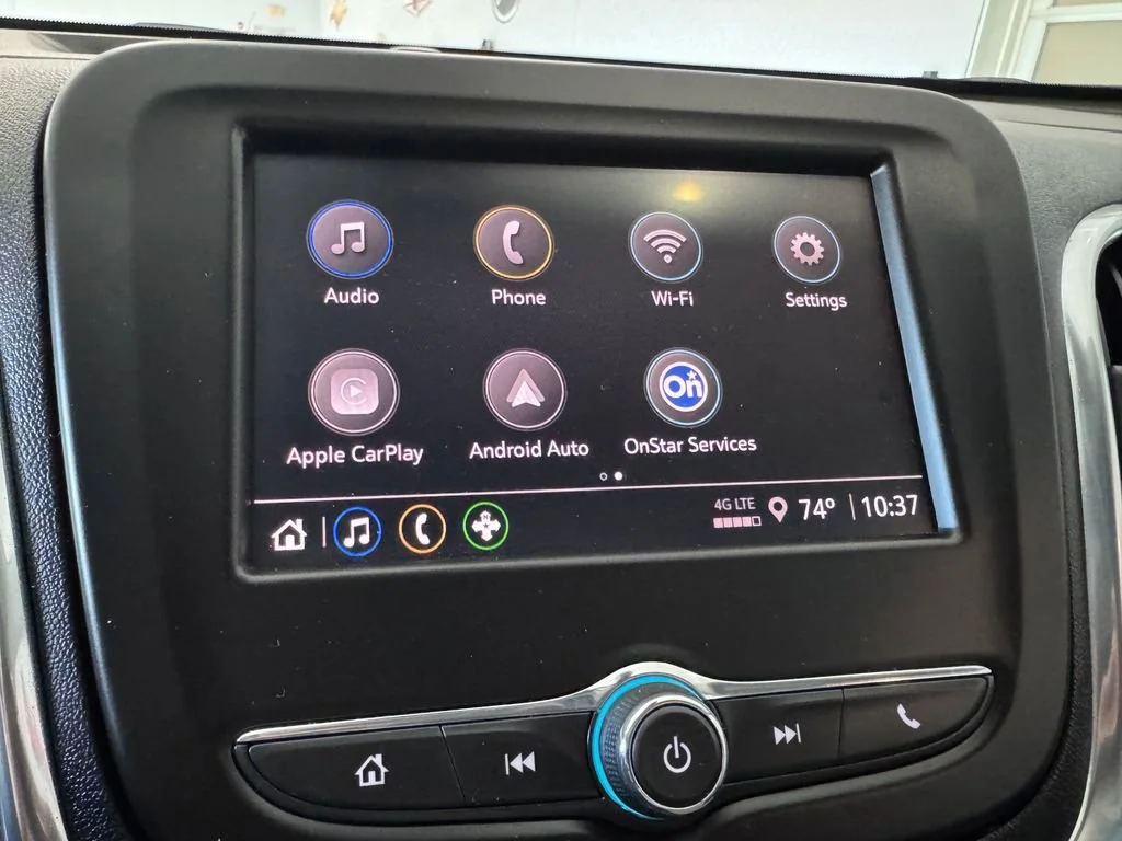 2022 Chevrolet Equinox LS - Photo 18