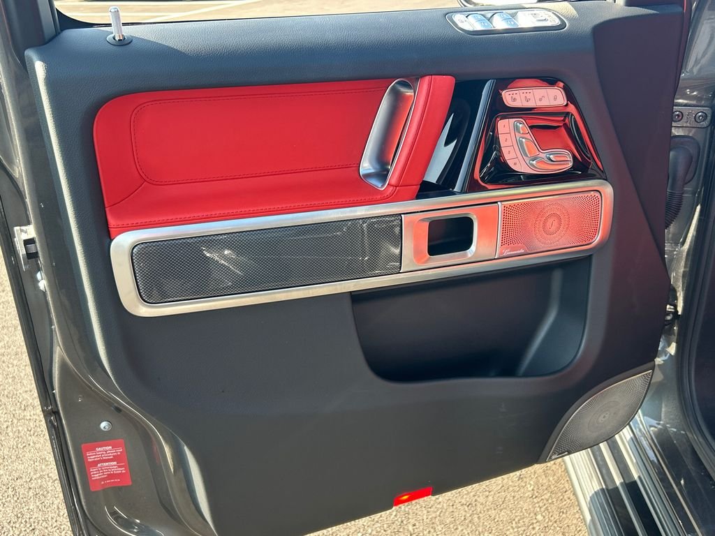 Certified Used 2025  Mercedes-Benz G 550 image 11