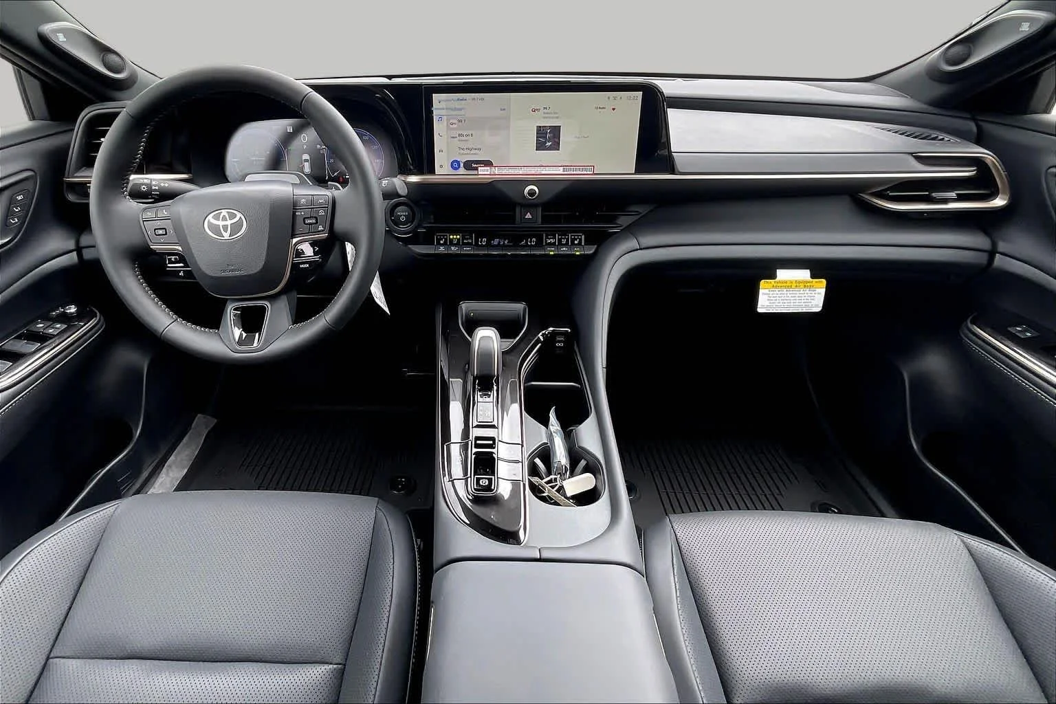 New 2026 Oxygen White Toyota Limited image 5