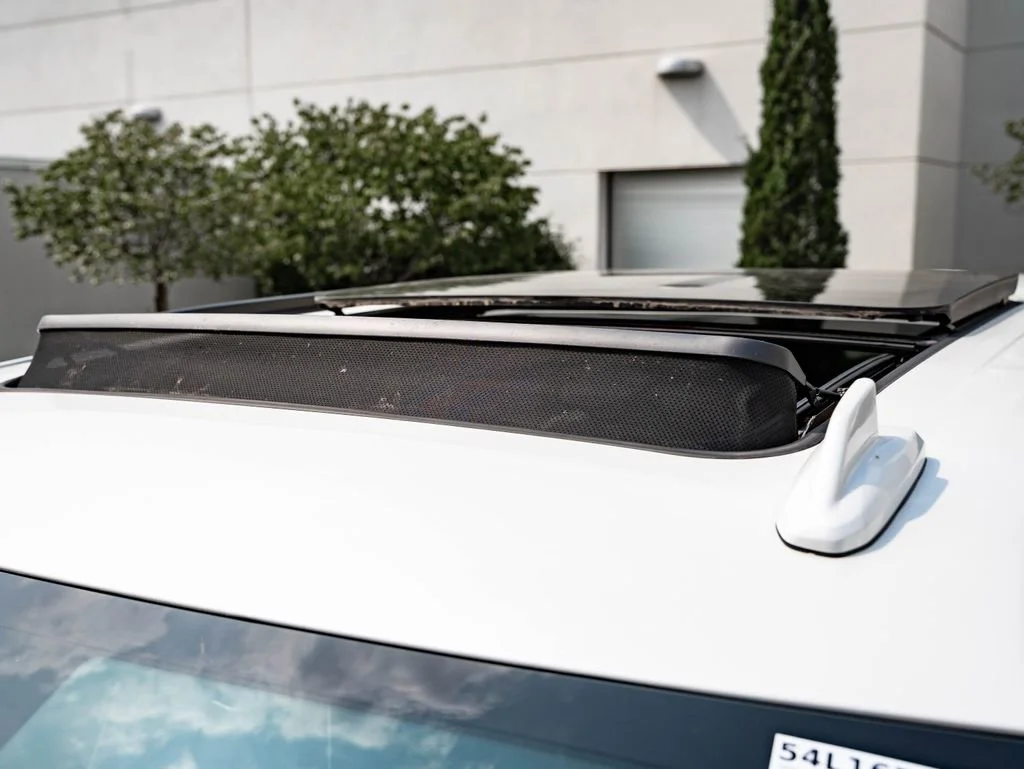 Used 2023 Crystal White Tricoat Cadillac Sport image 14