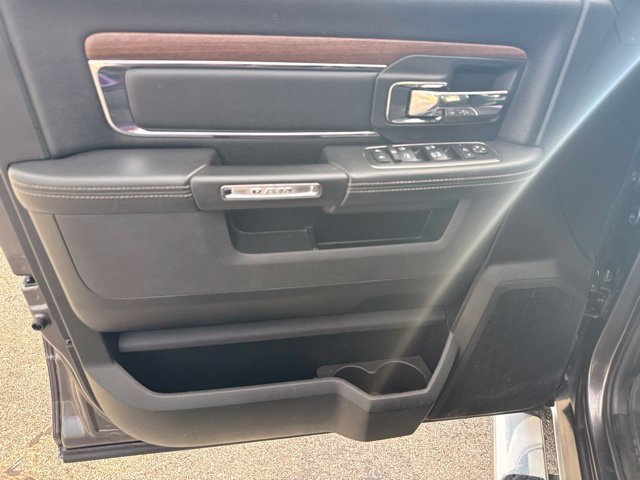 2017 RAM Ram 1500 Pickup Laramie - Photo 15