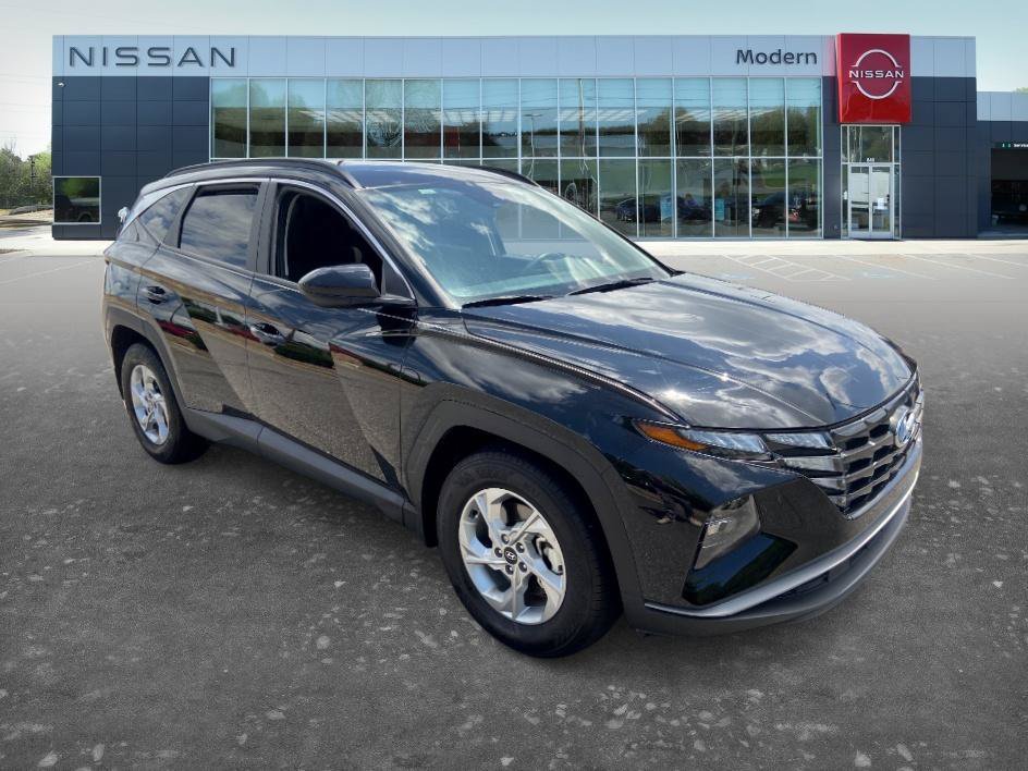 Used 2024 Black Pearl Hyundai SEL image 3
