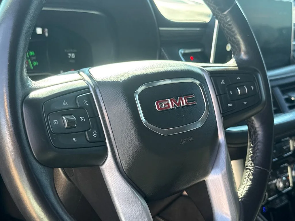Used 2022 Blue GMC SLT image 29
