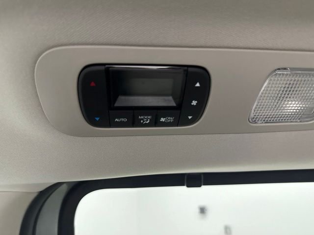 Used 2026 Solar Silver Metallic Honda EX-L image 17