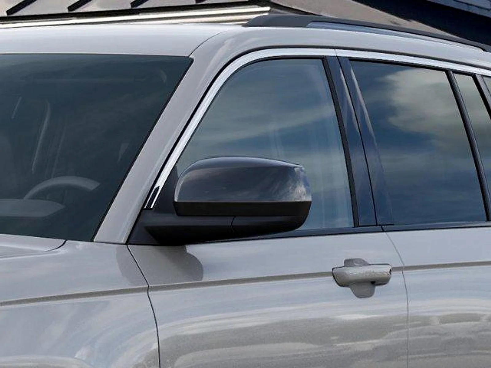 New 2026 Silver Zynith Exterior Paint Jeep Altitude 4x4 image 12