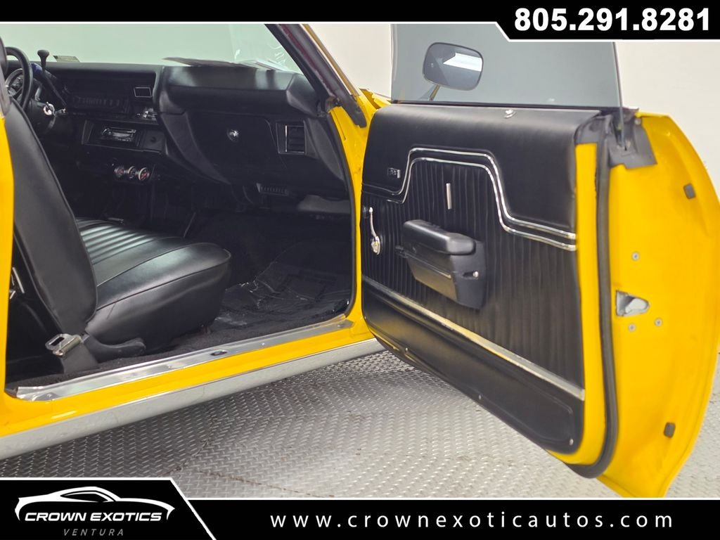 Used 1972 Yellow CHEVROLET SS image 24
